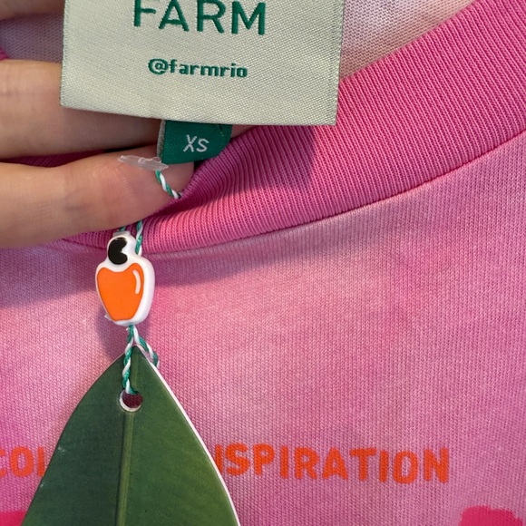 NWT Farm Rio Top - Picture 5 of 7